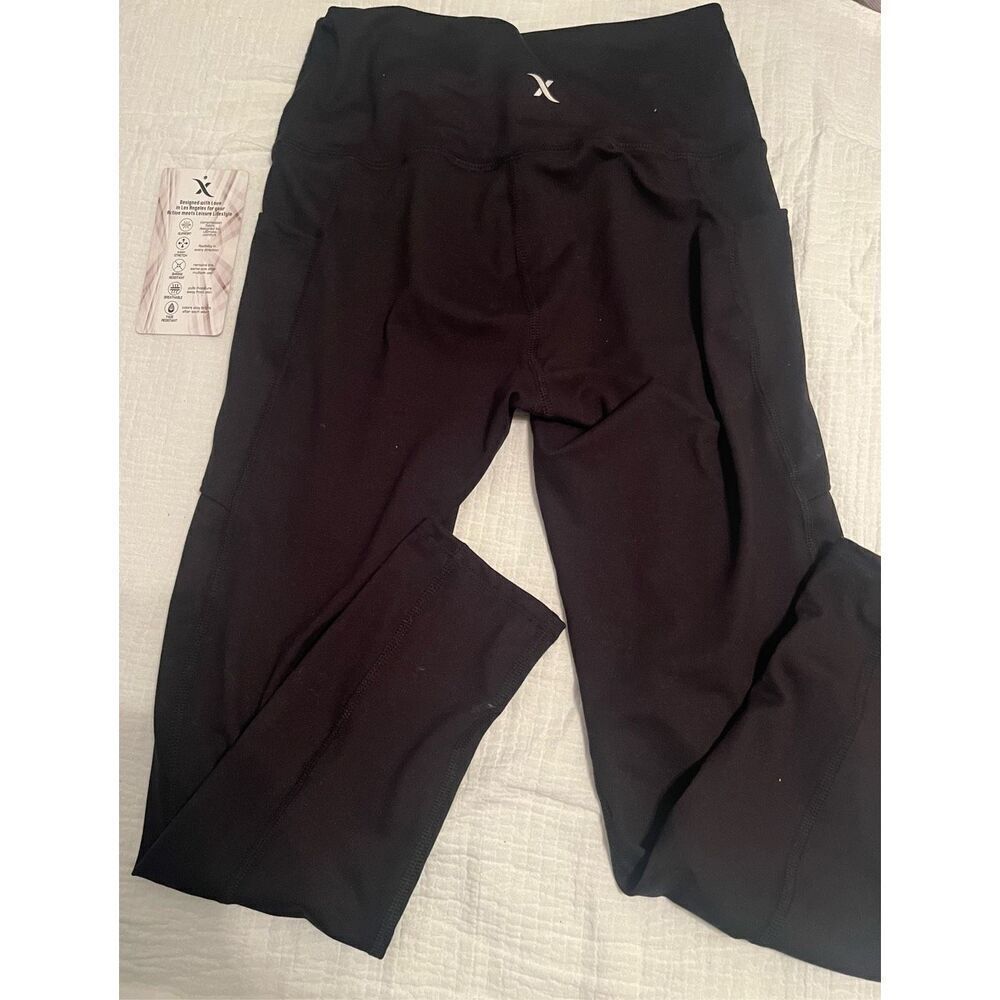 Elite + Fit Black Legging with Mesh Side Pockets NEW NWT